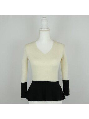 Banana Republic Women's XS Cream Black Wool & Cashmere Blend V-Neck Sweater
